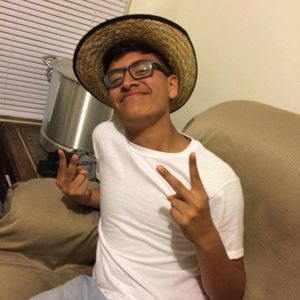 Meet your Posher, Gustavo